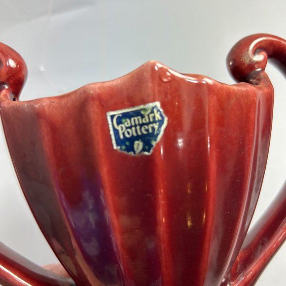 Vintage Camark Art Pottery Double Handle Trophy Style Vase Urn 404 USA Maroon - Picture 7 of 9